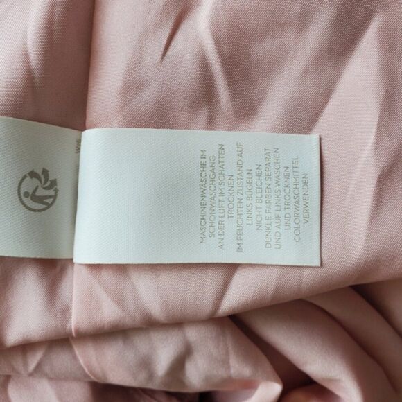 Boden Boho Jamie Chalky Pink Daisy Field Top Size 4 - Picture 11 of 12